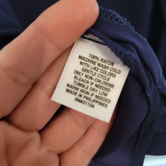 Crown & Ivy NWT Ruffle Neck Blouse XXL Navy - Picture 7 of 10